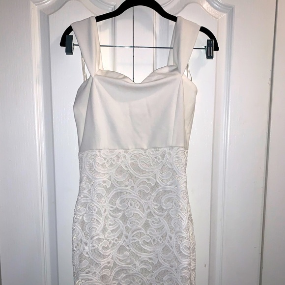 Miss California NWT SizeM white and lace dress - Picture 1 of 3